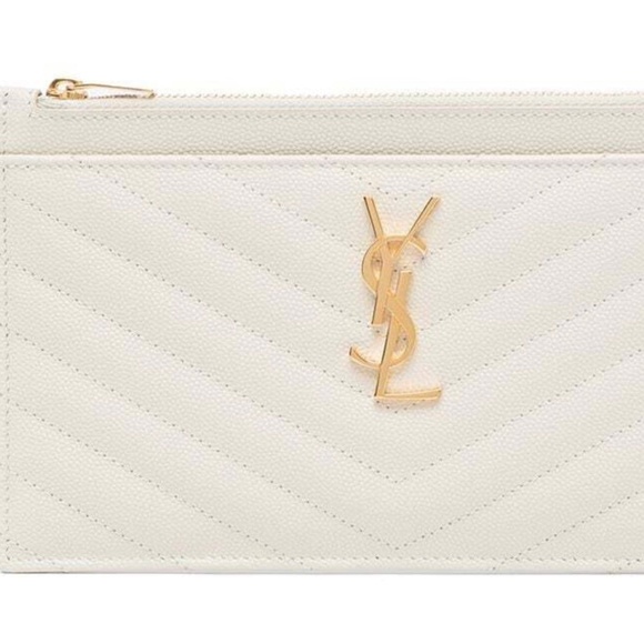 Handbags - Yves Saint Laurent clutch